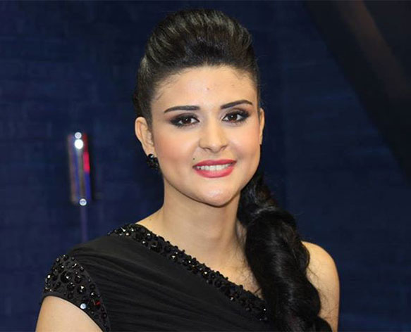 بالصورة - خطيب سلمى رشيد يصغرها ب 7 سنوات على الأقلّ 